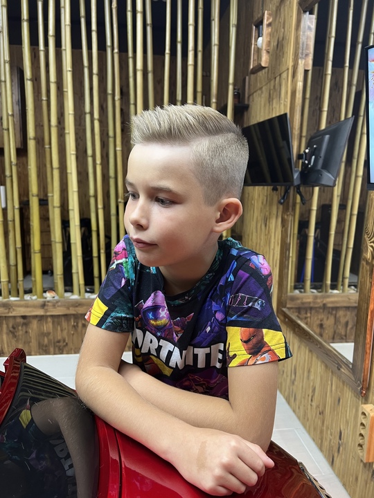 Стрижка модельная